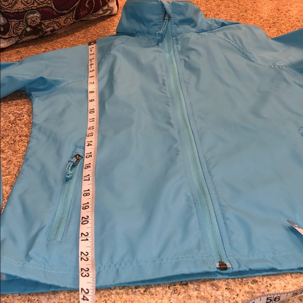 L.L. Bean Lightweight Blue Jacket With Hood - Picture 4 of 15